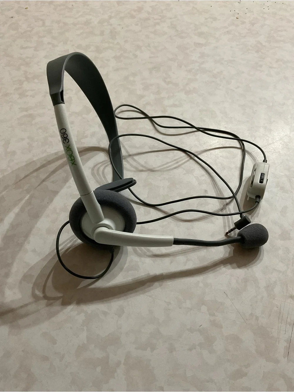 Xbox 360 Stereo Headset - White and Black